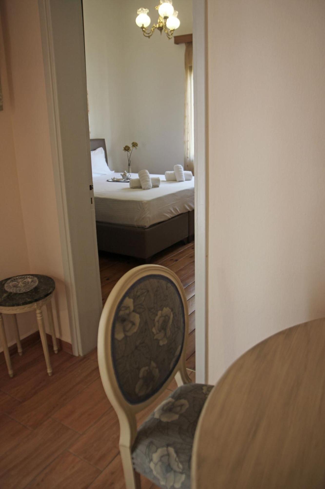 Gardens Downtown Center Chania Elpida Villa ภายนอก รูปภาพ