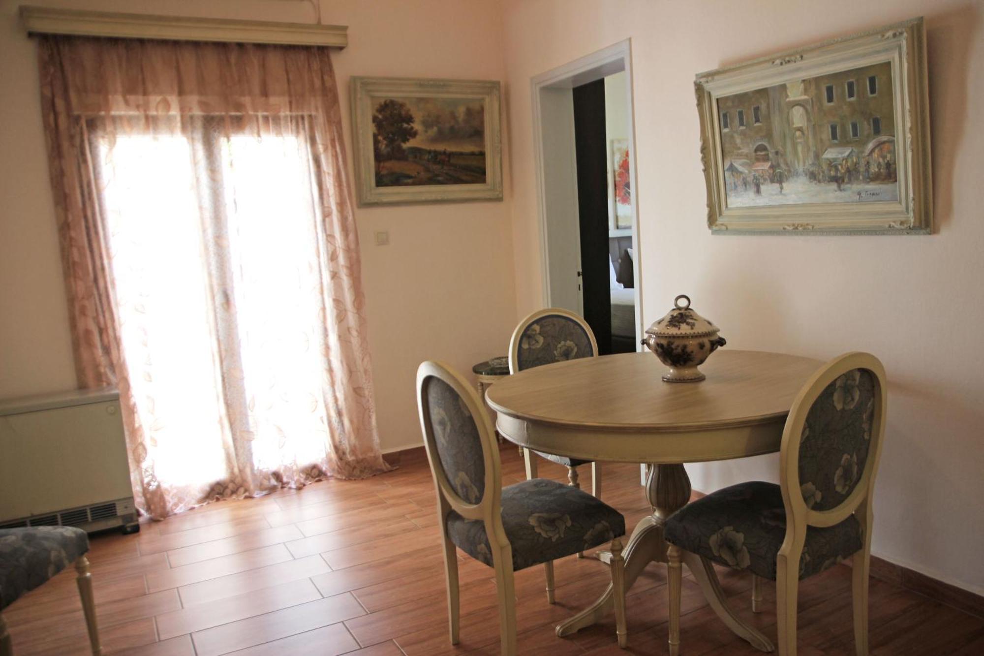 Gardens Downtown Center Chania Elpida Villa ภายนอก รูปภาพ